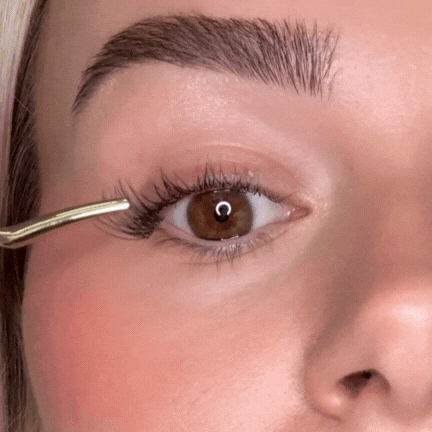 Place Lash Clusters