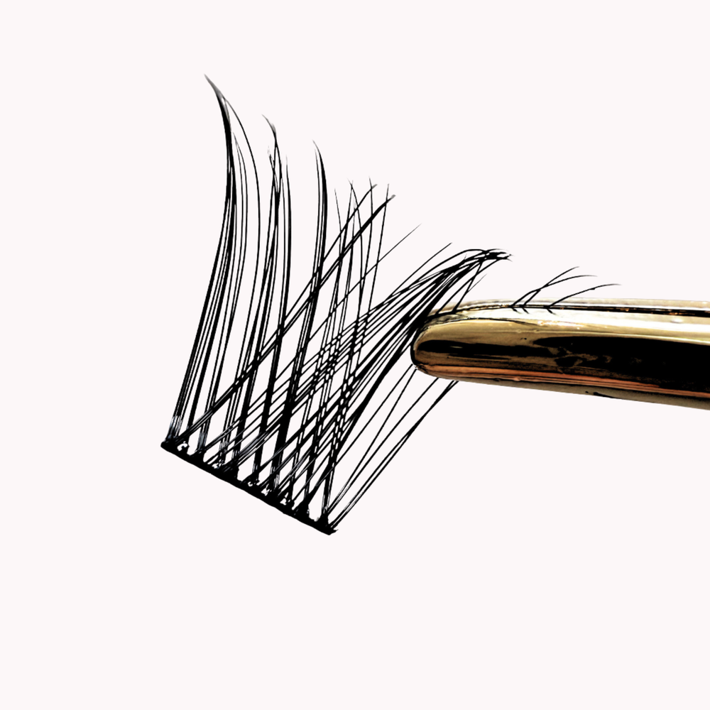 DIY lashes extensions